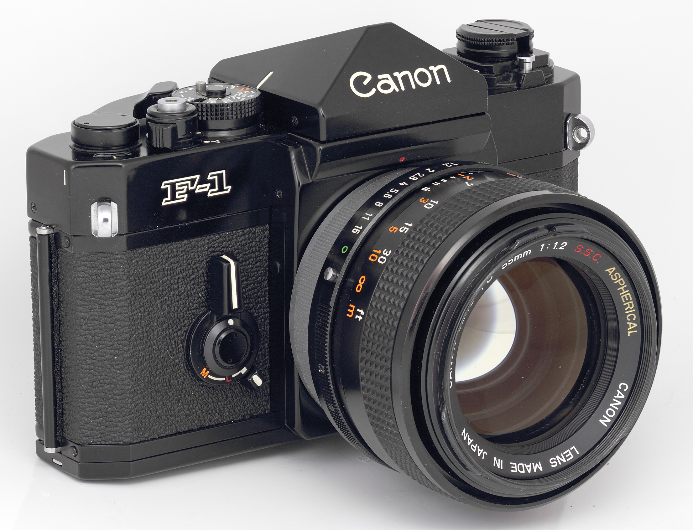 Canon F-1