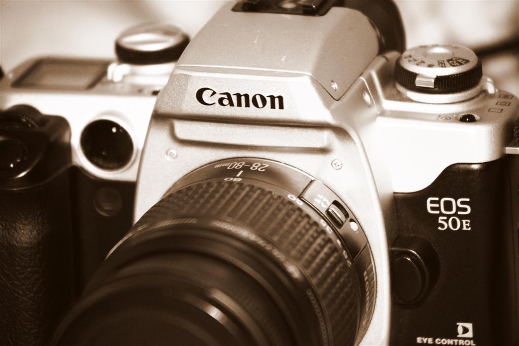 Canon EOS 50E