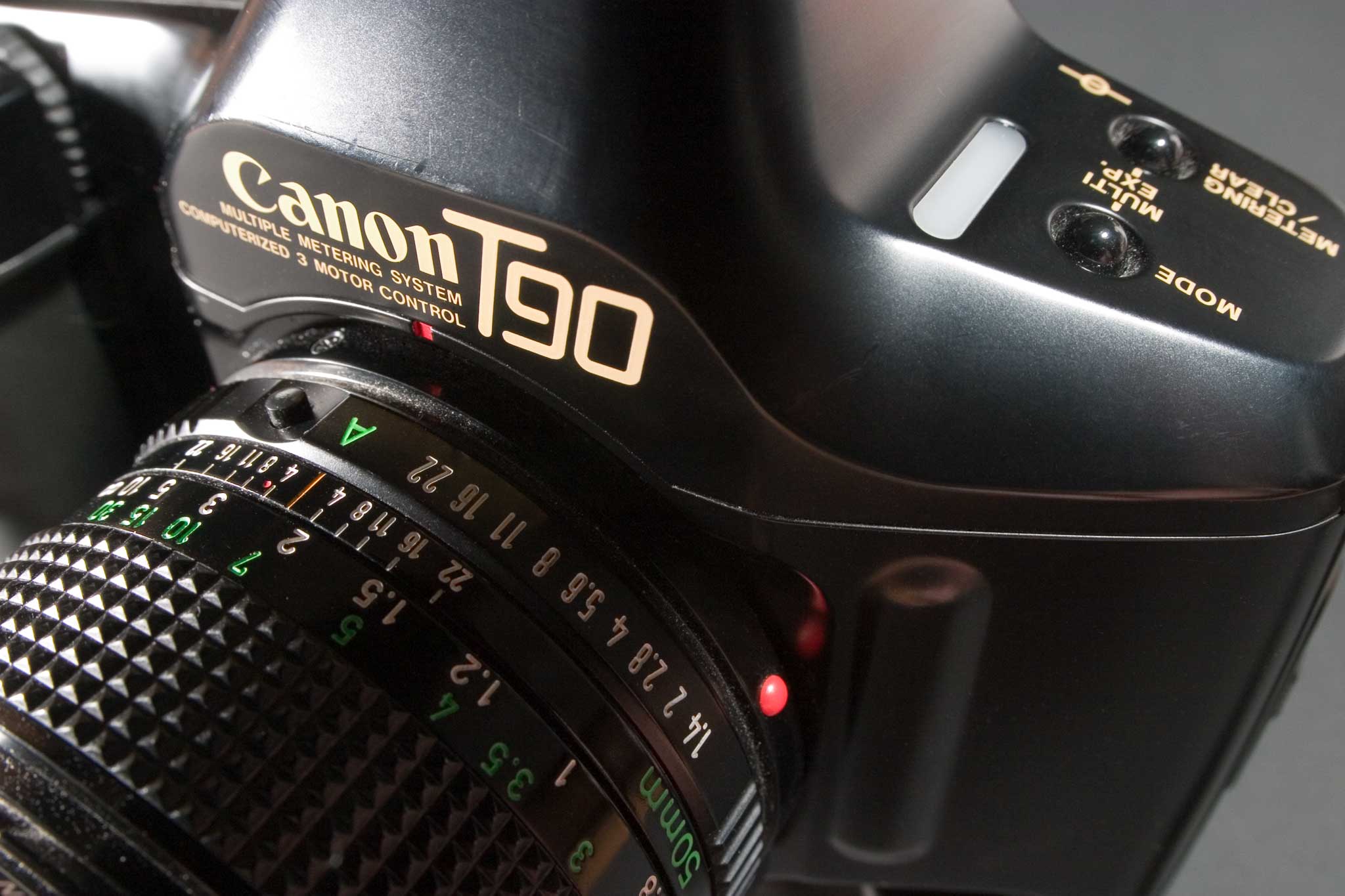 Canon T90