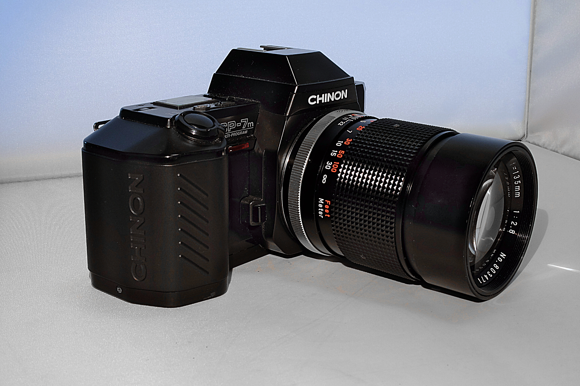 Chinon CP-7m