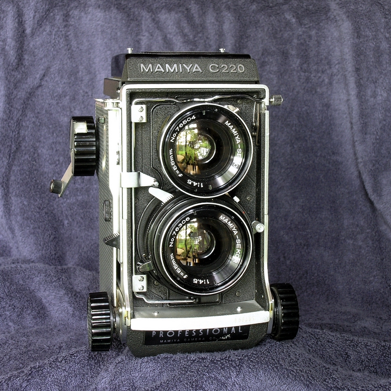 Mamiya C220