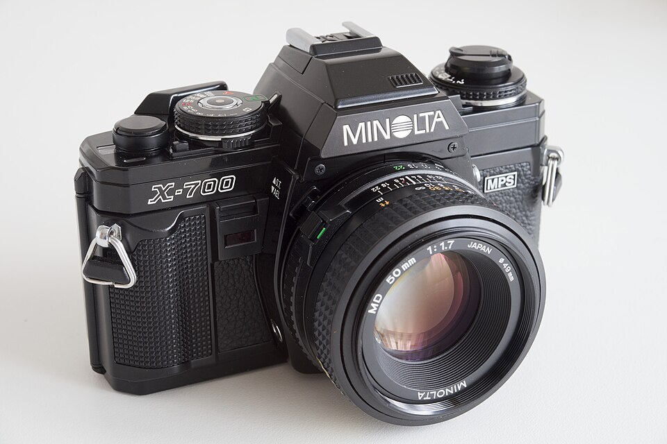 Minolta X-700
