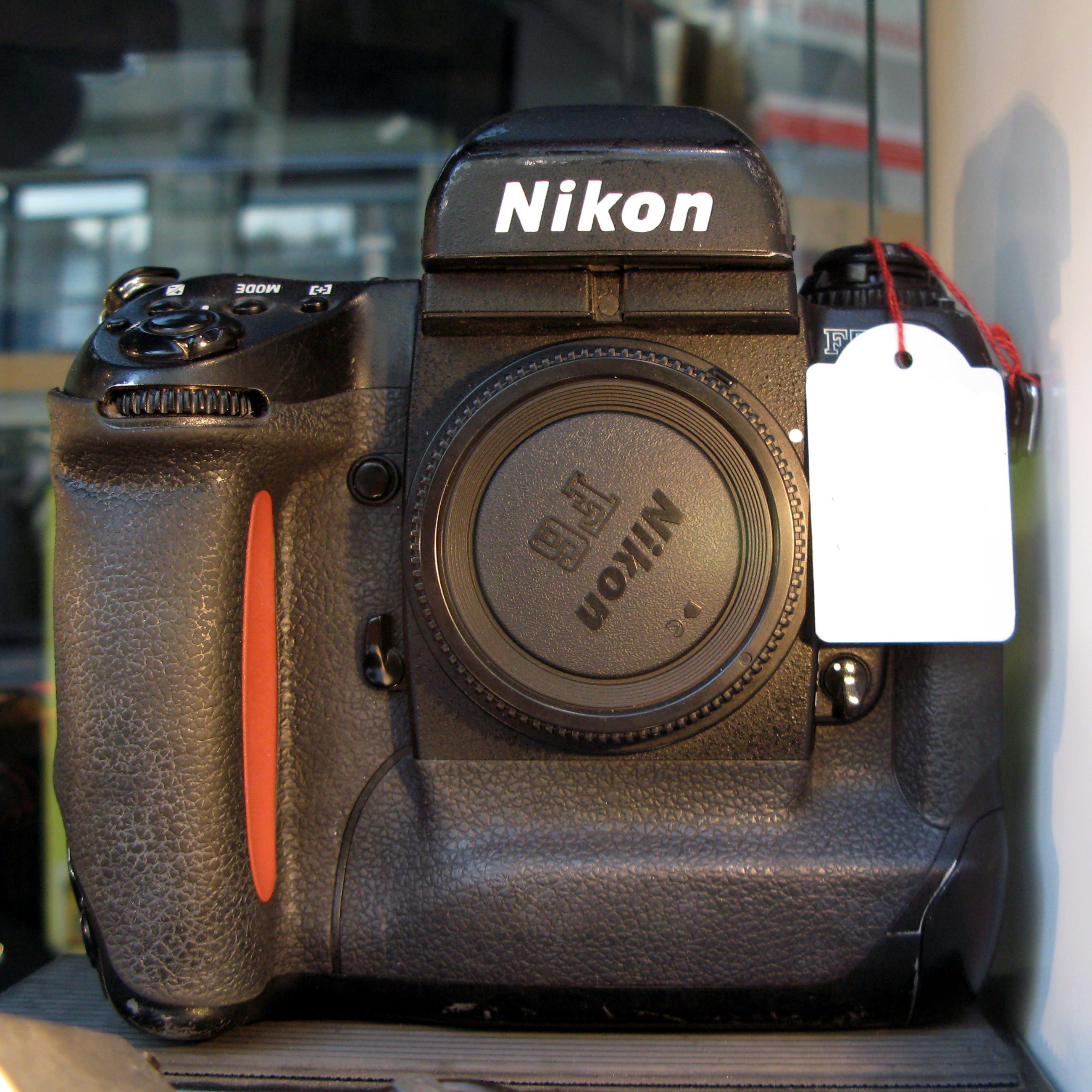 Nikon F5