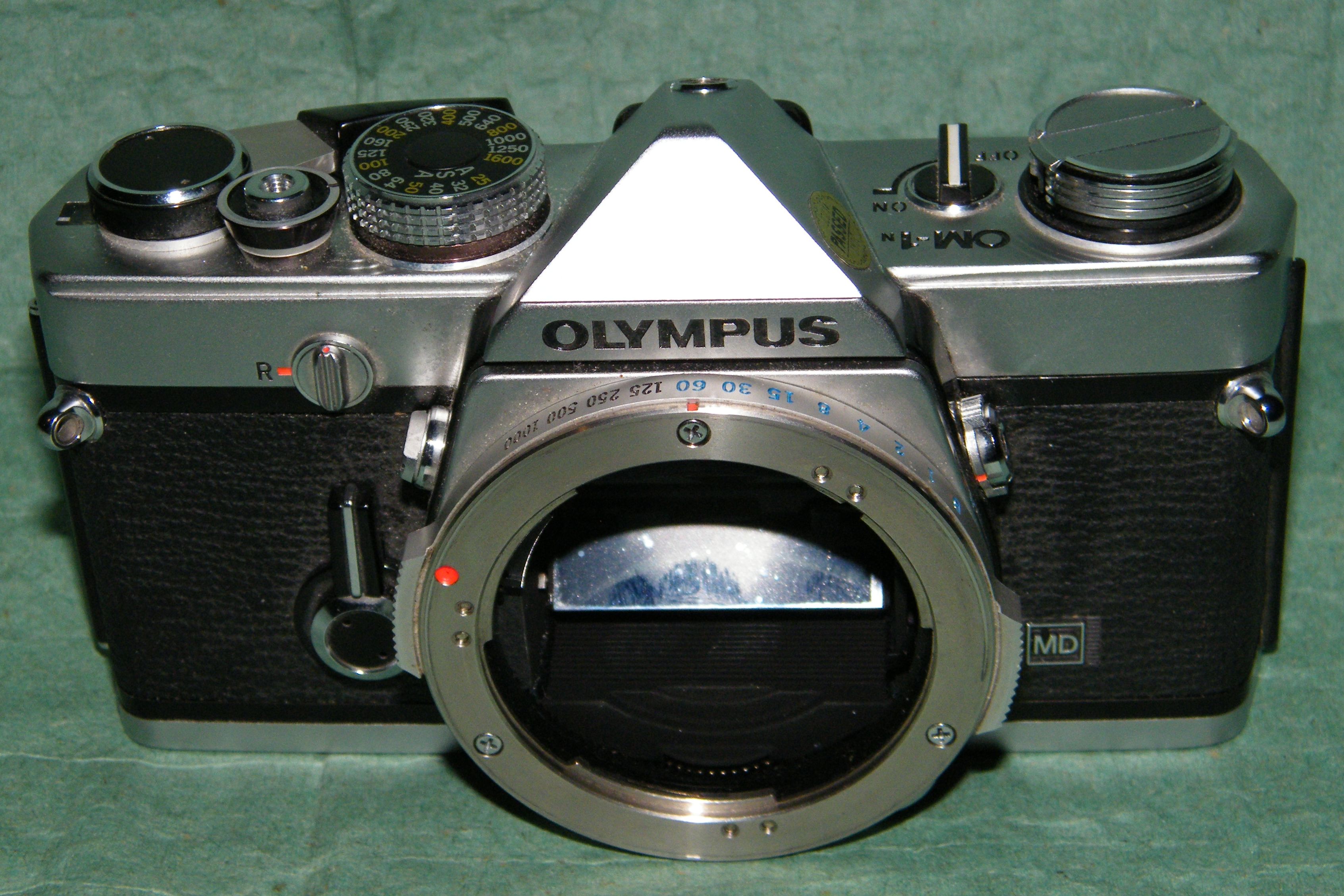 Olympus OM-1n