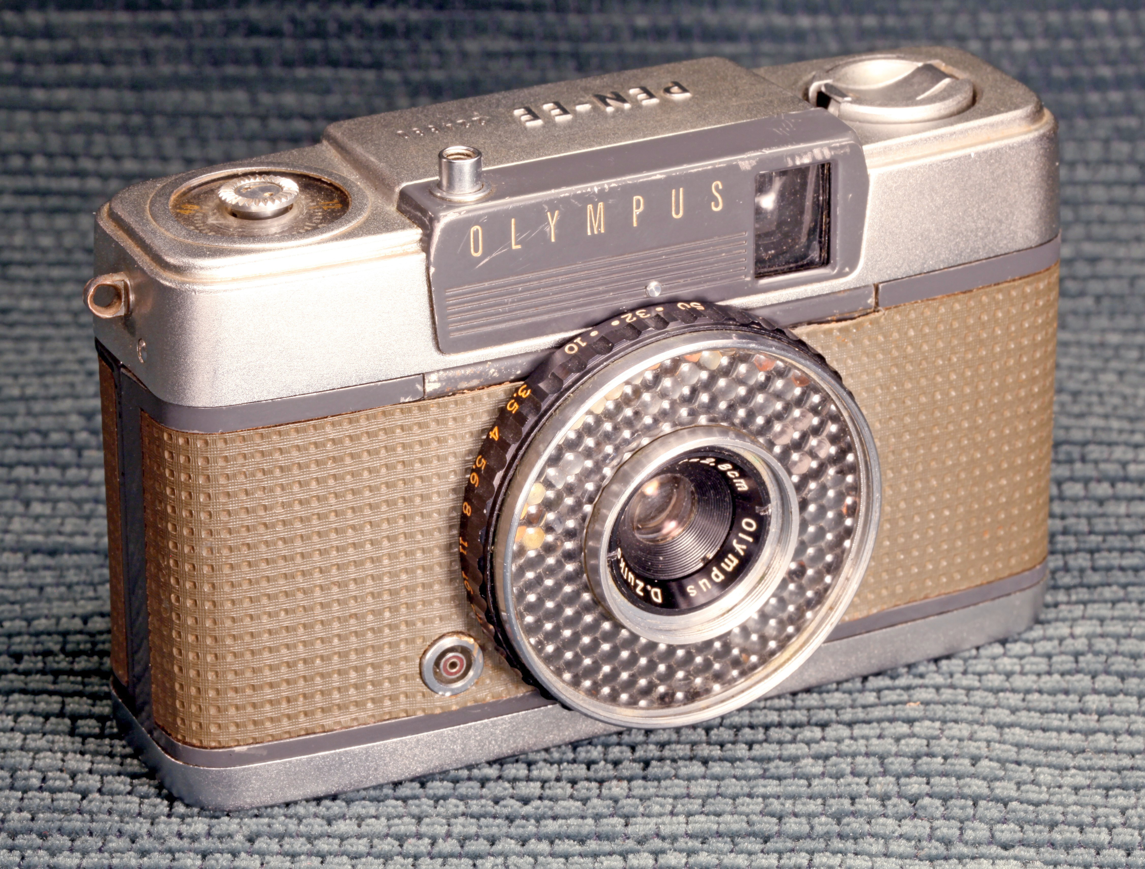Olympus Pen EE-3