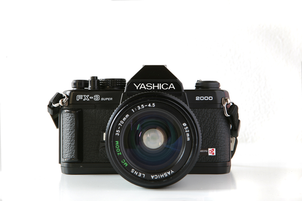 Yashica FX-3 Super 2000